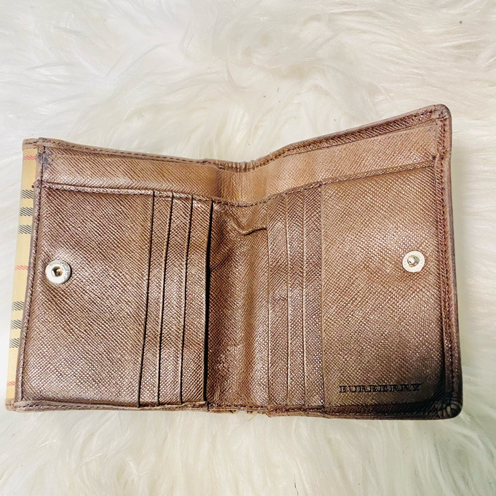 GUC, Ventage Burberry Nova Check Compact Wallet - Picture 2 of 8